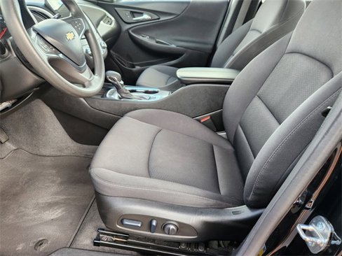 Used 2024 Chevrolet Malibu LT image 9