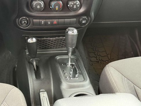 Used 2016 Jeep Wrangler Unlimited Sport w/ Quick Order Package 24S image 19