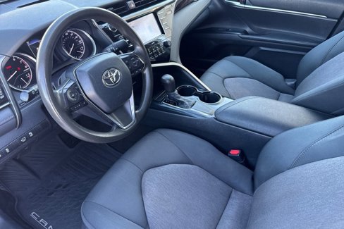 Certified 2020 Toyota Camry LE image 4