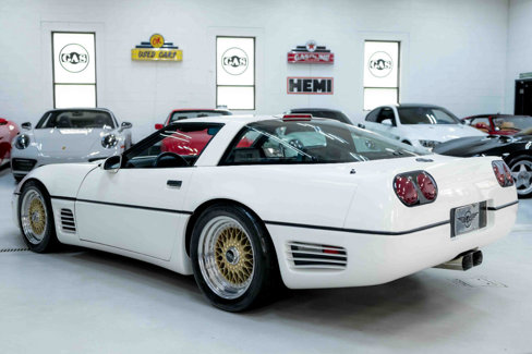 Used 1987 Chevrolet Corvette Coupe image 16