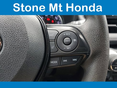 Used 2021 Toyota RAV4 XLE image 24