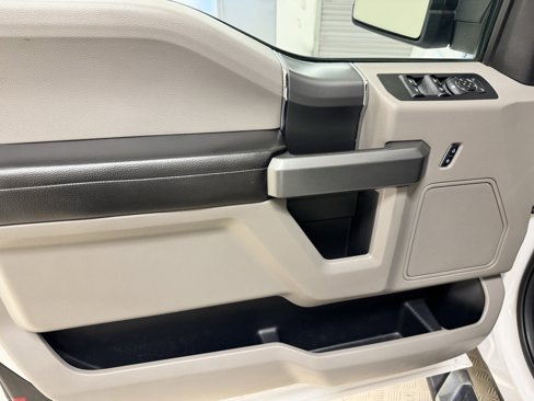 Used 2017 Ford F150 XLT w/ Equipment Group 301A Mid image 8