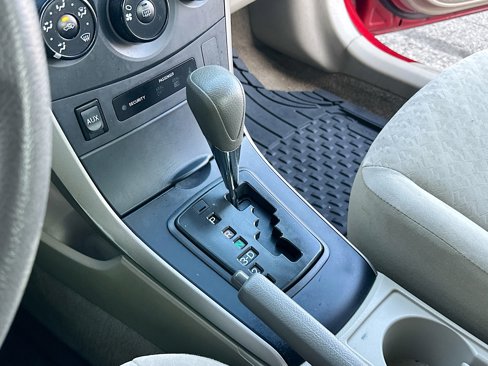 Used 2009 Toyota Corolla LE image 10