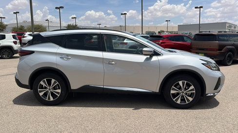 Used 2023 Nissan Murano SV image 9