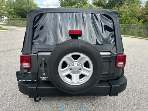 Used 2017 Jeep Wrangler Sport image 33