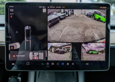 Used 2022 Tesla Model Y Performance image 12
