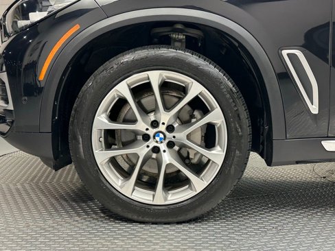 Used 2020 BMW X5 xDrive40i w/ Premium Package image 5