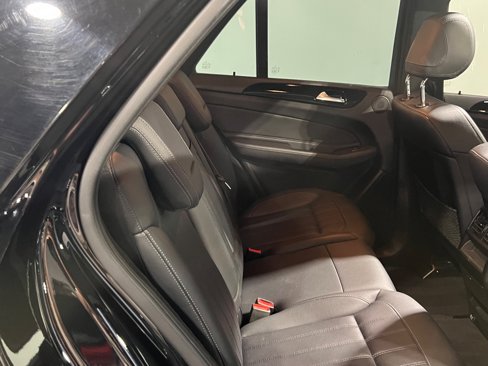 Used 2018 Mercedes-Benz GLE 350 4MATIC w/ Premium 1 Package image 46