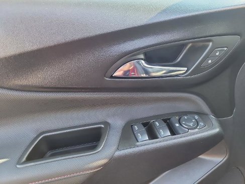 Used 2023 Chevrolet Equinox RS w/ RS Leather Package image 22