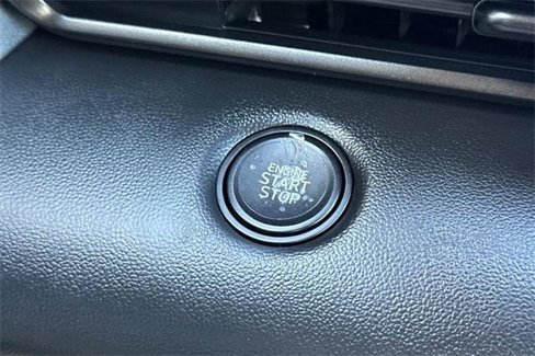 Used 2025 Hyundai Elantra Sport image 22