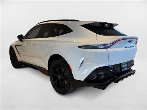 New 2025 Aston Martin DBX 707 image 4