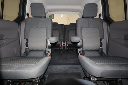 Used 2020 Ford Transit Connect XLT image 27