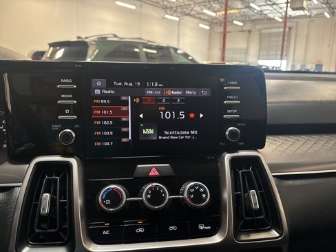 Used 2023 Kia Sorento LX image 15