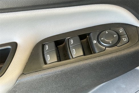 Used 2023 Chevrolet Equinox LT image 12