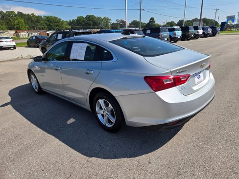 Used 2022 Chevrolet Malibu LS w/ Driver Confidence Package II image 3