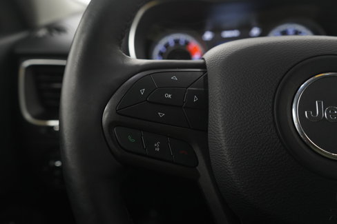 Used 2019 Jeep Cherokee Trailhawk w/ Cold Weather Group image 22