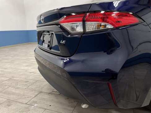 Used 2024 Toyota Corolla LE image 28