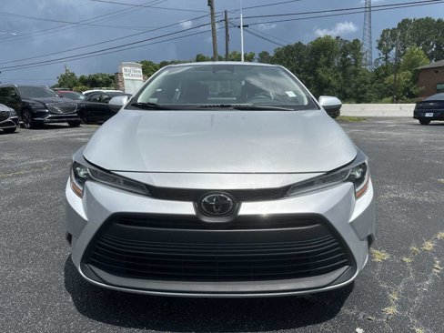 Used 2024 Toyota Corolla LE image 3