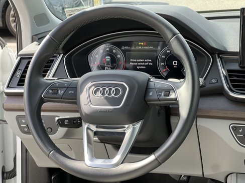 Used 2022 Audi Q5 2.0T Premium Plus w/ Premium Plus Package image 19