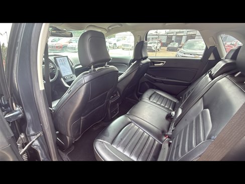 Used 2023 Ford Edge SEL image 23