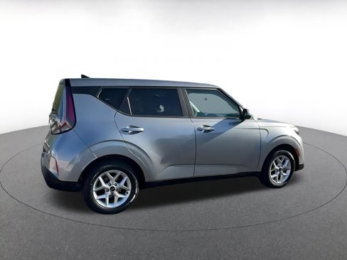 Used 2024 Kia Soul LX w/ LX Technology Package image 14