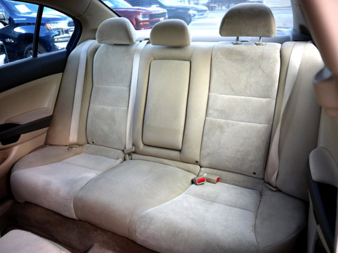 Used 2010 Honda Accord LX-P image 41