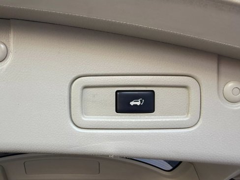 Used 2014 Nissan Murano LE w/ Platinum Edition Package image 27