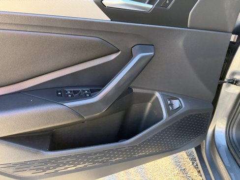 Certified 2021 Volkswagen Jetta SE image 16