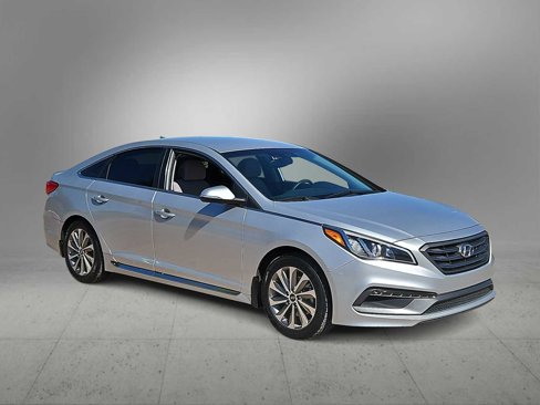Used 2017 Hyundai Sonata Sport image 2