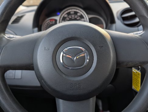 Used 2014 MAZDA MAZDA2 Sport image 17