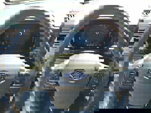 New 2025 Ford Maverick XL w/ Equipment Group 102A image 11