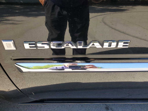 Used 2007 Cadillac Escalade 2WD w/ Information Package image 16