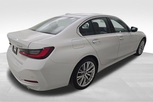 Used 2024 BMW 330i xDrive Sedan image 9