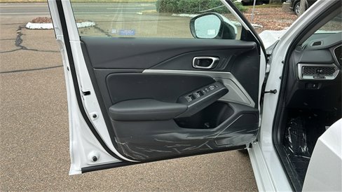 New 2025 Acura Integra image 9