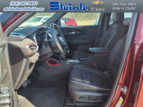 Used 2022 Chevrolet TrailBlazer RS w/ Technology Package image 12