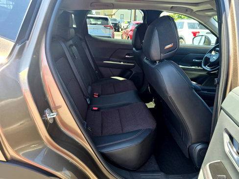 Used 2025 Nissan Kicks SR w/ SR Premium Package image 14