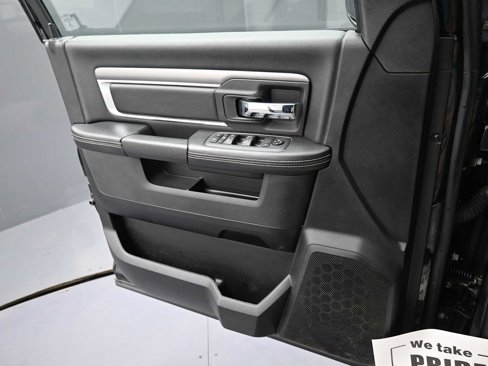 Used 2022 RAM 1500 Classic Warlock w/ Electronics Group image 10