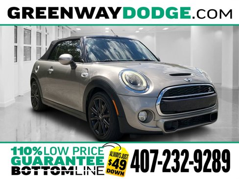 Used 2017 MINI Cooper S image 1