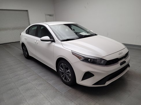 Used 2023 Kia Forte LXS image 13