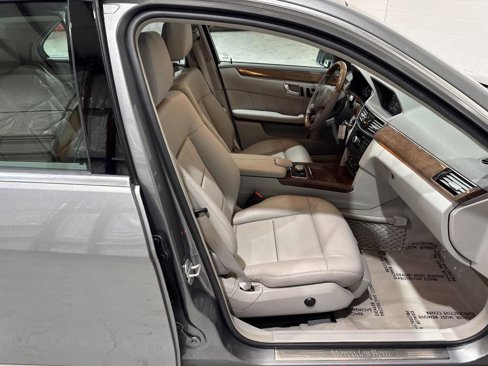 Used 2012 Mercedes-Benz E 350 Sedan image 53
