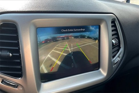 Used 2021 Jeep Compass 80th Special Edition image 21