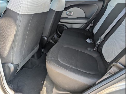 Used 2016 Kia Soul image 12