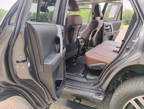 Used 2023 Toyota 4Runner Limited image 8