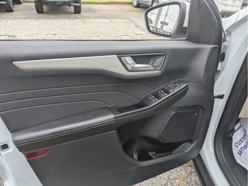 Certified 2022 Ford Escape SEL image 12