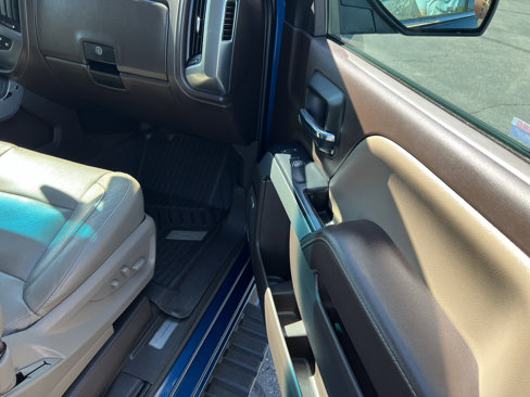 Used 2018 Chevrolet Silverado 1500 LTZ Z71 w/ LTZ Plus Package image 21