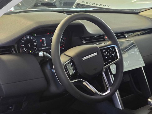 Certified 2025 Land Rover Discovery Sport S image 21