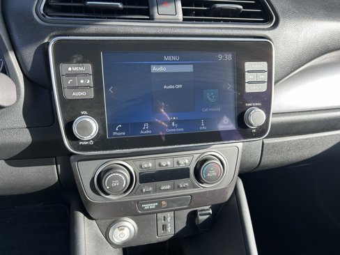 Certified 2024 Nissan Leaf S image 16