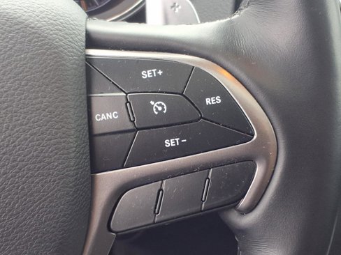 Used 2021 Jeep Grand Cherokee Limited X image 17