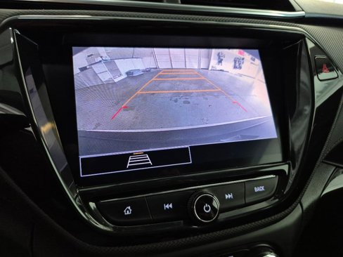 Used 2022 Chevrolet TrailBlazer LT w/ Convenience Package image 16