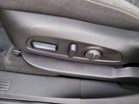 Used 2024 Chevrolet Equinox LT image 18